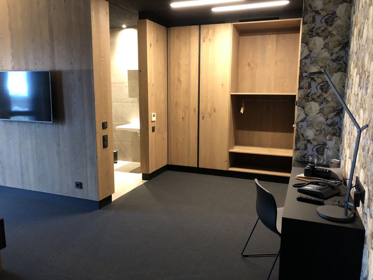bäck stage Hotell Mössingen Exteriör bild